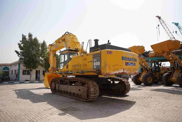 2009-komatsu-pc800se-7-track-excavator-rear-left-view-ex-0291