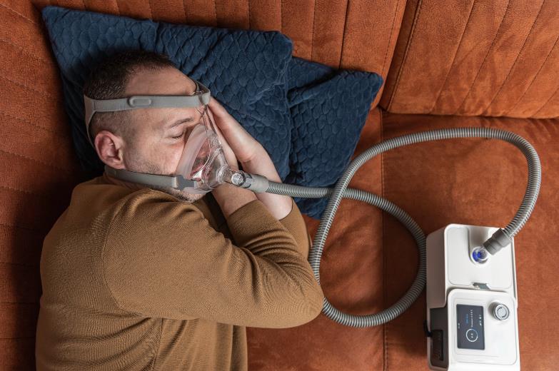 CPAP-Machine-1