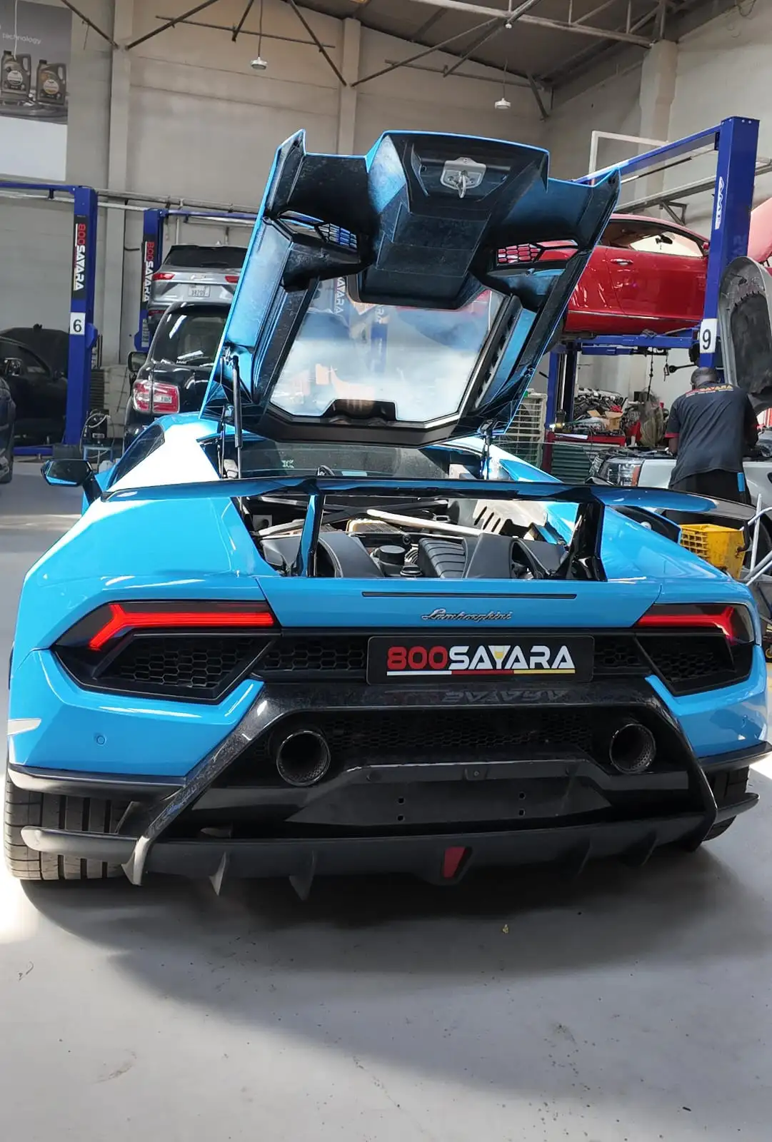 lamborghini-at-800sayara-sharjah-1